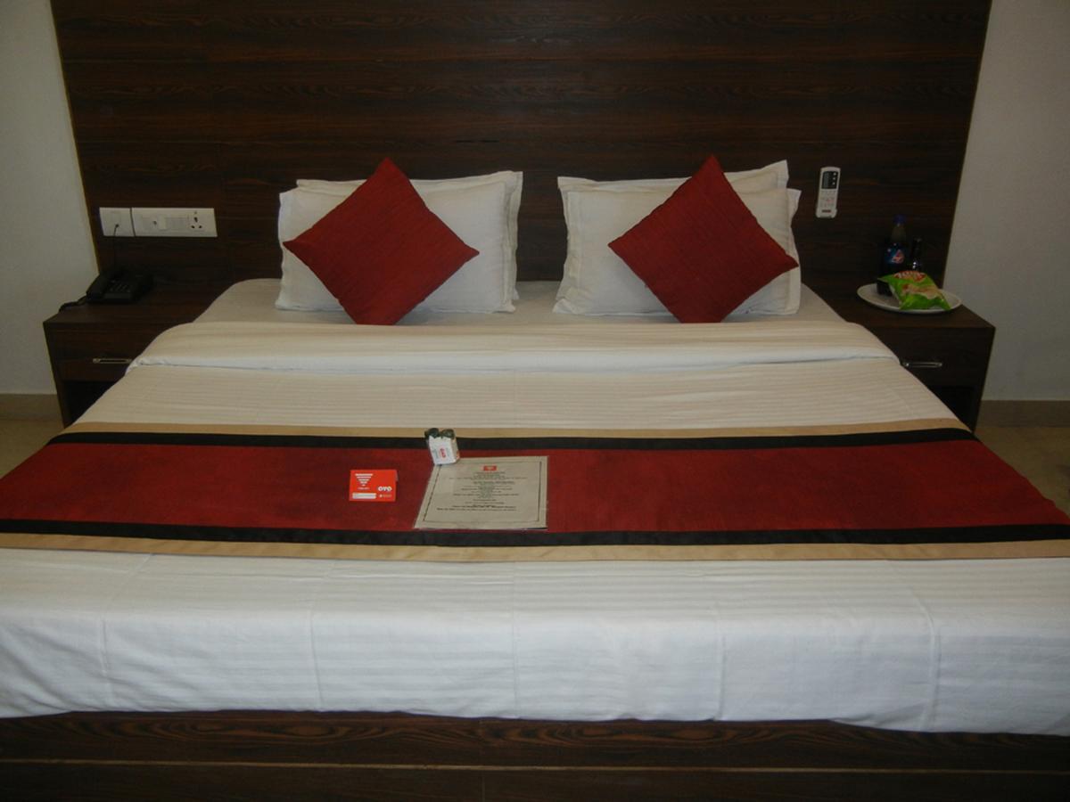Oyo 9490 Prakash Farm Hotell Mathura Eksteriør bilde
